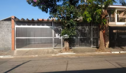 SOBRADO RESIDENCIAL E COMERCIAL DIPSONÍVEL PARA LOCAÇÃO NO JARDIM GUANÇA
