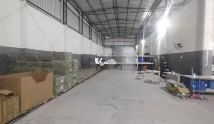 EXCELENTE GALPÃO DISPONÍVEL PARA LOCAÇÃO NO PARQUE NOVO MUNDO COM 400M²