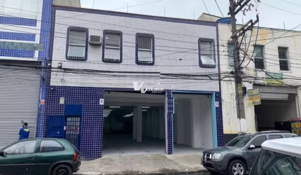 PRÉDIO COMERCIAL,900 MTS.