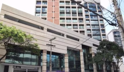 2 salas comerciais com 20m² cada, localizadas na Avenida Reta da Penha, a mais comercial da região da Praia do Canto.
