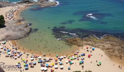 Apartamento frente mar à venda com 4 suítes no Centro de Guarapari-ES