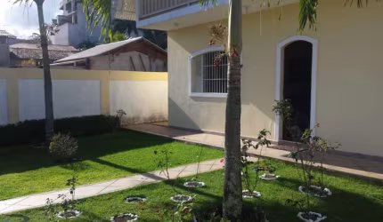 Casa Duplex à venda com 5 quartos na Enseada Azul, Nova Guarapari - ES.