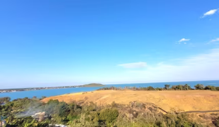 Lote / Terreno com 528m² à venda em Perocão, atrás do condomínio Alphaville, vista mar, Guarapari ES.