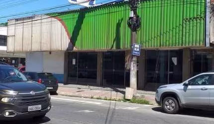Loja de esquina à venda com 820m2 na pista principal, bairro Aeroporto, Guarapari ES