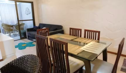 Apartamento à venda em Guarapari, na Enseada Azul, perto das badaladas praias de Peracanga e Bacutia.