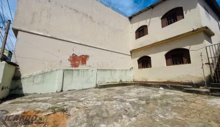Casa comercial com 2 salas à venda no Centro, Guarapari , 180 m2 por R$ 550.000