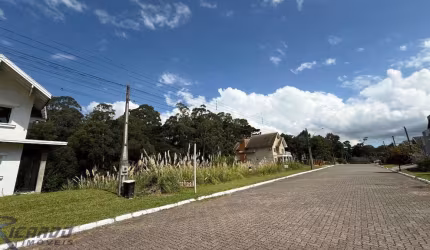 Terreno à venda no Loteamento Residencial Vale das Calinas em Gramados - RS, Alto Padrão na Serra Gaúcha. Área de 978,38m²