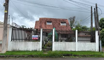 Casa Chalé à venda próximo ao mar de Meaípe, Guarapari-ES.