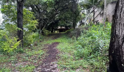 Terreno à venda no Condados, Guarapari  por R$ 1.800.000