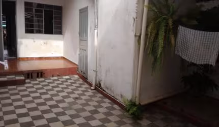 Casa no mercadão municipal