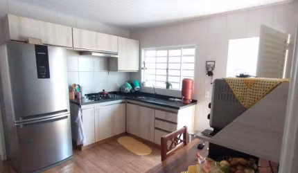 Casa em Tatuí (3 quartos, 1 suíte)
