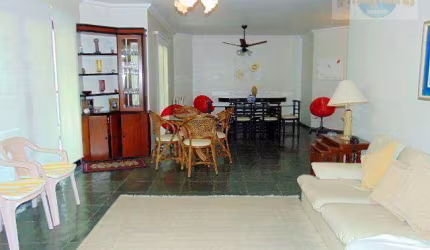 Pitangueiras - Local nobre - Sacada Gourmet - 170 m² úteis - Lazer.