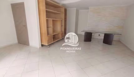 AMPLO APARTAMENTO COM 4 DORMITÓRIOS, SENDO 2 SUÍTES E O 4º DORMITÓRIO OPCIONAL, 2 VAGAS, VARANDA ESTENDIDA, NA REGIÃO NOBRE DA PITANGUEIRAS NO GUARUJÁ