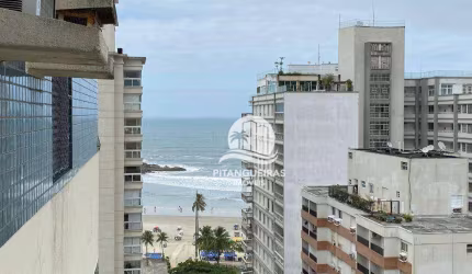 Apartamento 2 dormitórios sendo 1 suíte, no Centro do Guarujá, 1 quadra da praia.