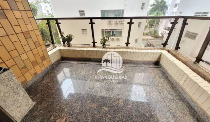 Apartamento de 3 quartos sendo 1 suíte bem localizado na Praia das Pitangueiras.