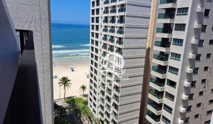 Apartamento amplo mobiliado 2 vagas de garagem na quadra da praia