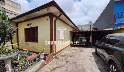 Casa Térrea 4 quartos, 300 m², à venda por R$690.000