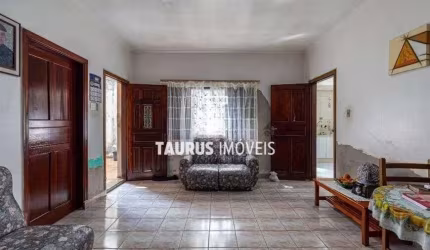 Casa 2 quartos, 171 m², à venda por R$ 635.000