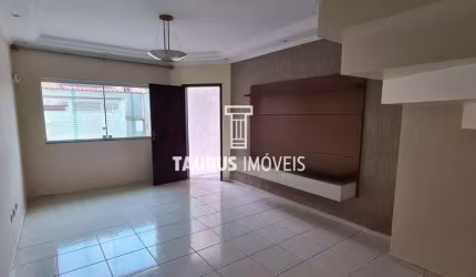 Sobrado, 3 suítes, 139 m², à venda por R$ 800.000