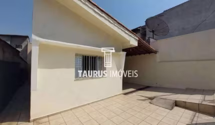 Casa 3 quartos, 200 m², à venda por R$680.000