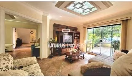Sobrado 5 quartos, 540 m², à venda por R$1.700.000