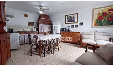 Sobrado 4 quartos, 256 m², à venda por R$750.000