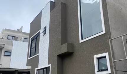 triplex em condomínio -