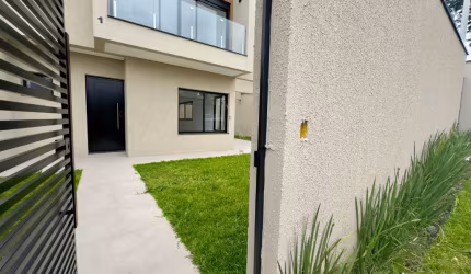 sobrado novo com quintal, 3 quartos e suite VILASÃO PAULO - CURITIBA - PR
