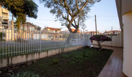 Residência próxima ao centro 3 quartos 660 metros