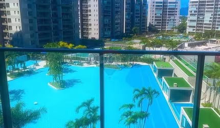 Seu Novo Lar Em Condomínio Novo, Na região Mais valorizada da Barra da Tijuca..