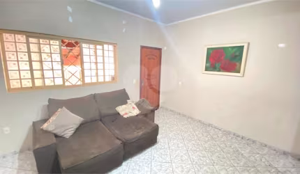 Casa com 3 quartos à venda em Jardim Príncipe - SP