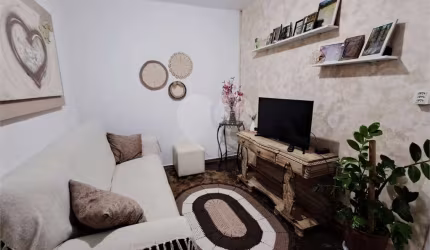 Casa com 3 quartos à venda em Núcleo Habitacional João Zillo - SP