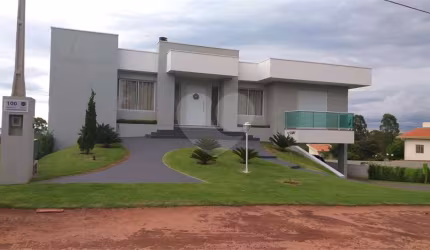 Condomínio com 2 quartos à venda em Centro - SP