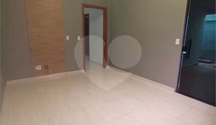 Casa com 3 quartos à venda em Jardim Príncipe - SP
