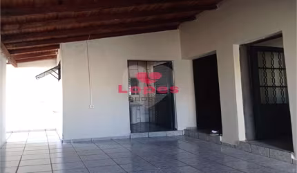 Casa com 3 quartos à venda em Parque Residencial Rondon - SP