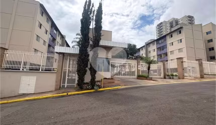 Apartamento com 4 quartos à venda em Jardim Ubirama - SP