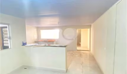 Casa com 2 quartos à venda em Núcleo Habitacional Jardim Bocayuva - SP