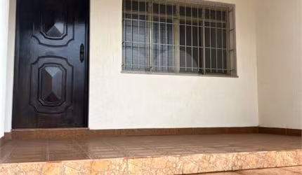Casa com 2 quartos à venda ou para locação em Jardim Morumbi - SP