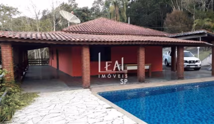 Chácara com 4 dormitórios à venda, 2750 m² por R$ 950.000,00 - Centro - Santa Isabel/SP