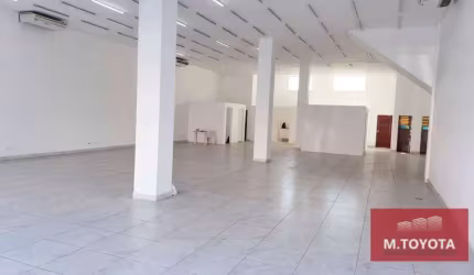 Ponto comercial para alugar - 04 banheiros e estacionamento próprio (08 vagas)