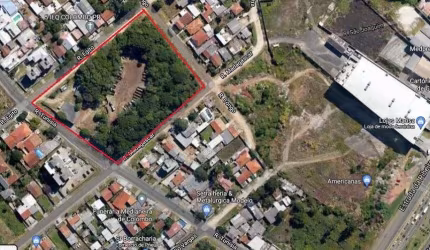 Ótima área medindo 9796,40 m², próprio para empreendimento imobiliário.