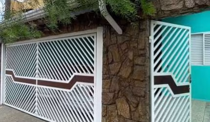 CASA COM EDÍCULA NOS FUNDOS COM EXCELENTE LOCALIZAÇÃO PARA VENDA EM INDAIATUBA
