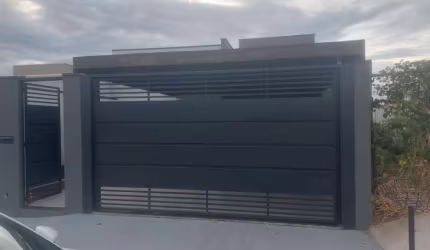Casa para Venda em Indaiatuba, Jardim Residencial Nova Veneza, 2 dormitórios, 1 suíte, 2 banheiros, 2 vagas