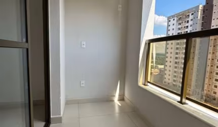 Apto para locação , com 2 dormitorios sendo uma suite.