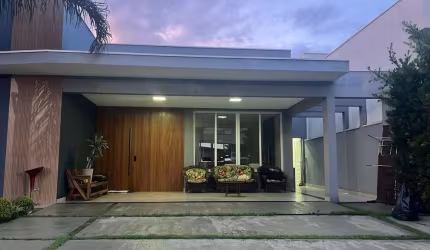 Casa para venda em Jardim Residencial Maria Dulce de 300.00m² com 3 Quartos, 3 Suites e 4 Garagens