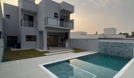Casa de Condomínio para venda em Residencial Evidências de 306.00m² com 3 Quartos, 3 Suites e 4 Garagens