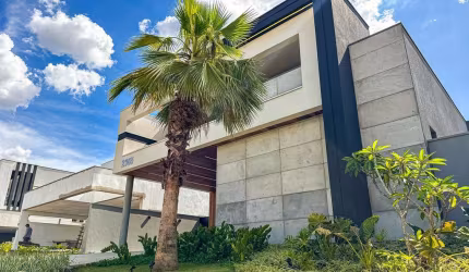 Casa para venda em Jardim Vila Paradiso de 420.00m² com 3 Quartos, 3 Suites e 4 Garagens