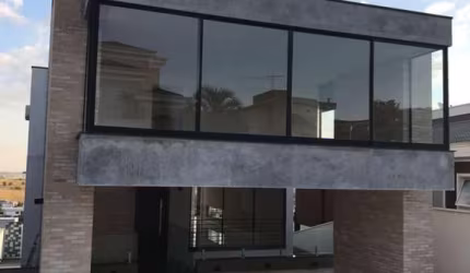 Casa de Condomínio para alugar em Jardim Vila Paradiso de 552.00m² com 5 Quartos, 5 Suites e 4 Garagens