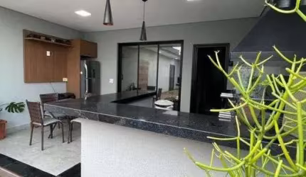 Casa para venda em Colinas De Indaiatuba de 300.00m² com 3 Quartos, 3 Suites e 4 Garagens