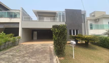 Sobrado para venda em Jardim Portal De Itaici de 298.00m² com 3 Quartos, 3 Suites e 2 Garagens